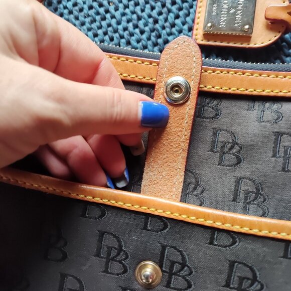 Dooney & Bourke Crossbody Shoulder Bag Leather & Fabric READ - Picture 4 of 16